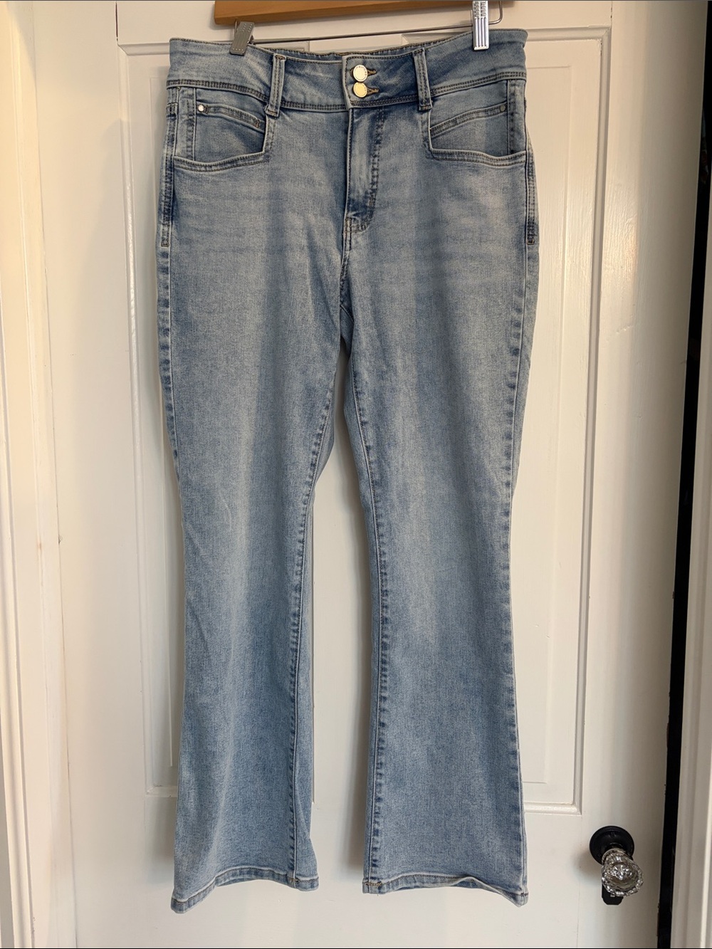 Maurices Light Blue Flare Jeans with Double Button Waist Size 10 Short
